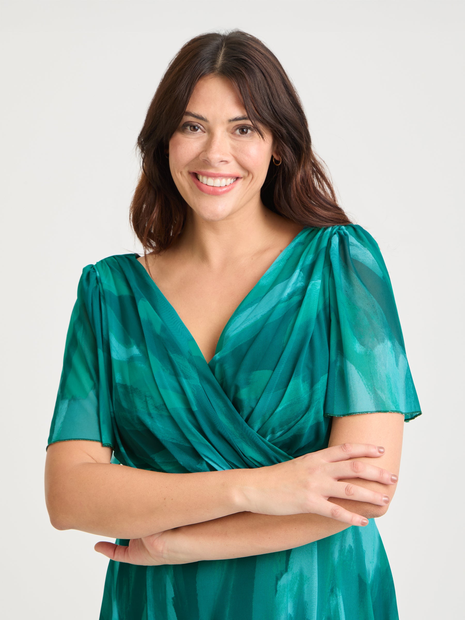 Isabelle Sea Green Float Sleeve Maxi Dress Scarlett & Jo Isabelle Sea Green Float Sleeve Maxi Dress Scarlett & Jo