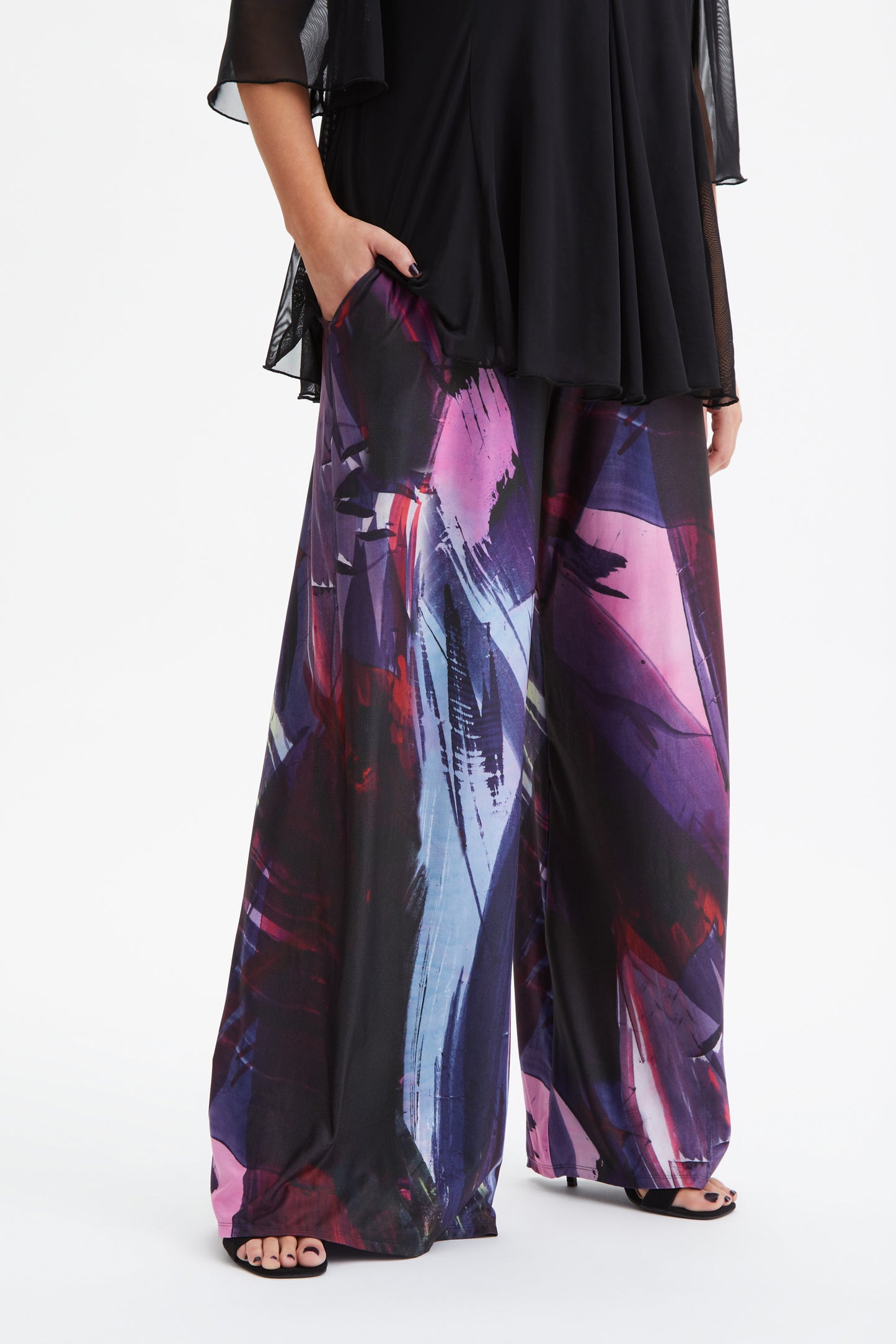 The Black Abstract Bette Lounge Pant