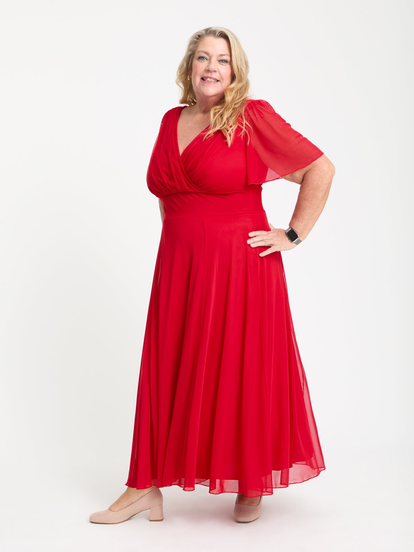 Petite Isabelle Solid Red Float Sleeve Maxi Dress