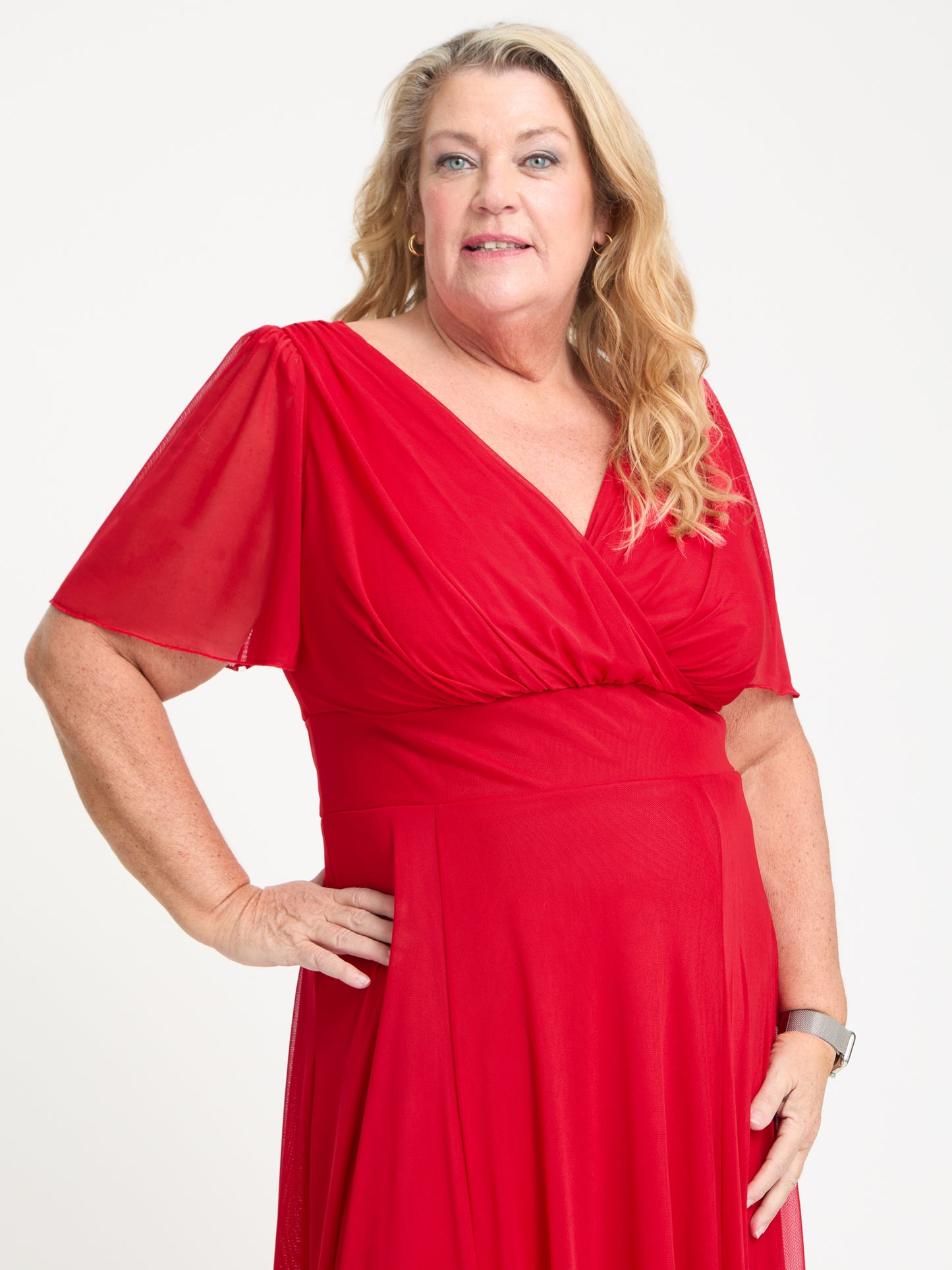 Petite Isabelle Solid Red Float Sleeve Maxi Dress