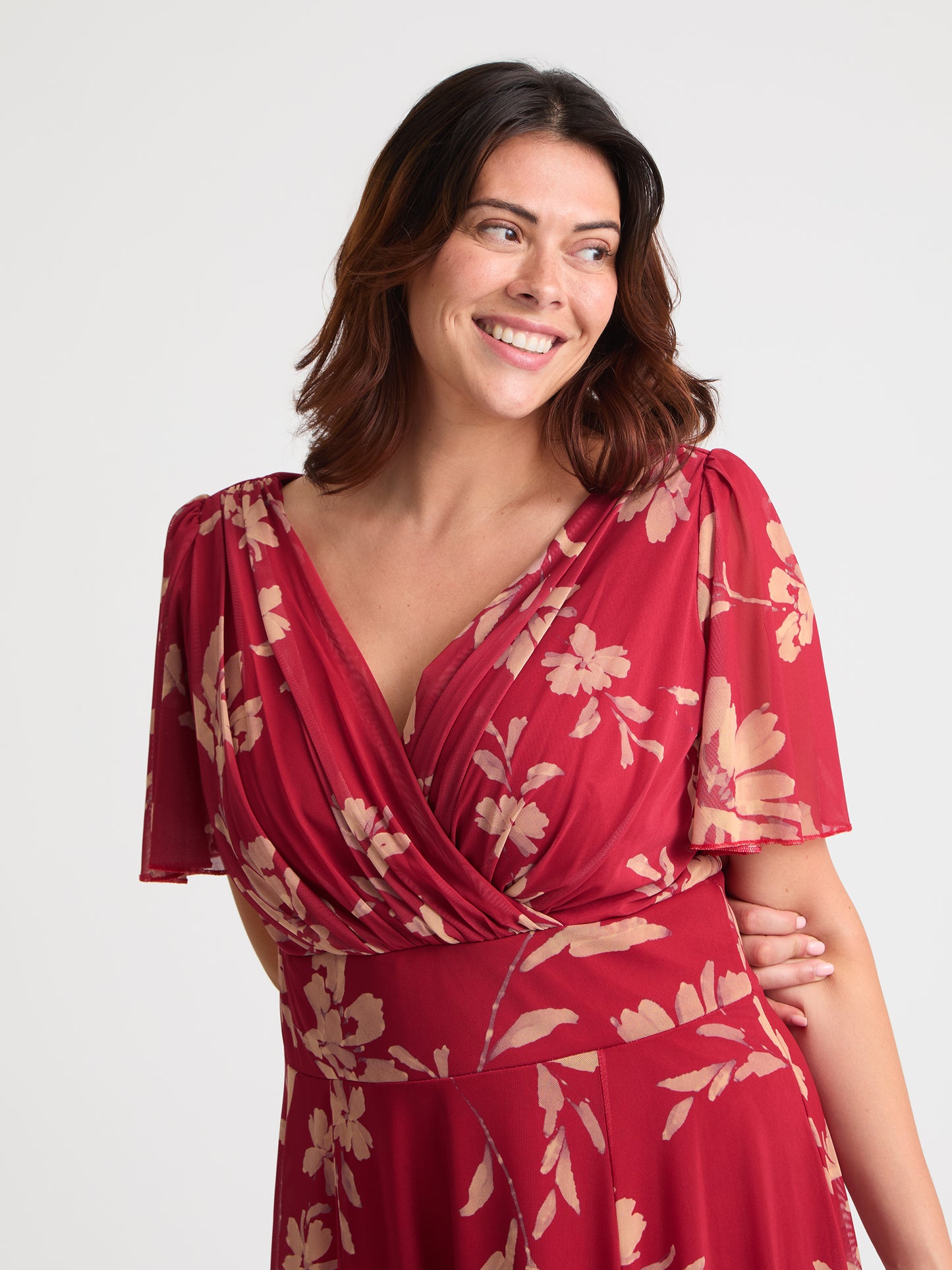 Isabelle Red Cream Float Sleeve Maxi Dress