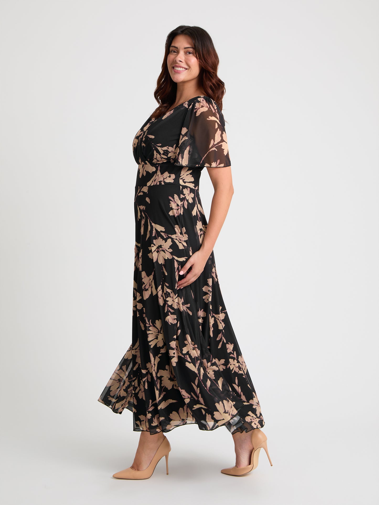 Isabelle Vintage Black Cream Float Sleeve Maxi Dress 