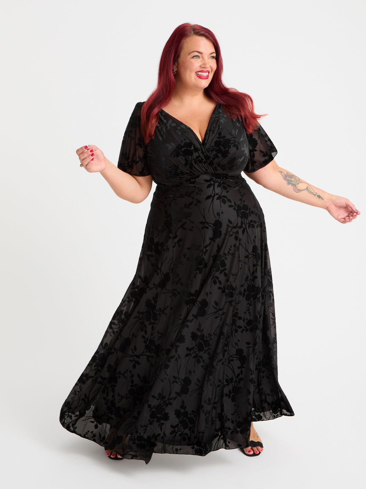 Petite Isabelle Vintage Black Devore Float Sleeve Maxi Dress