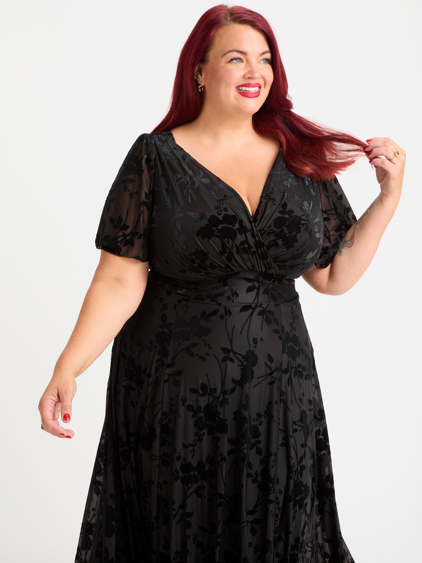 Petite Isabelle Vintage Black Devore Float Sleeve Maxi Dress