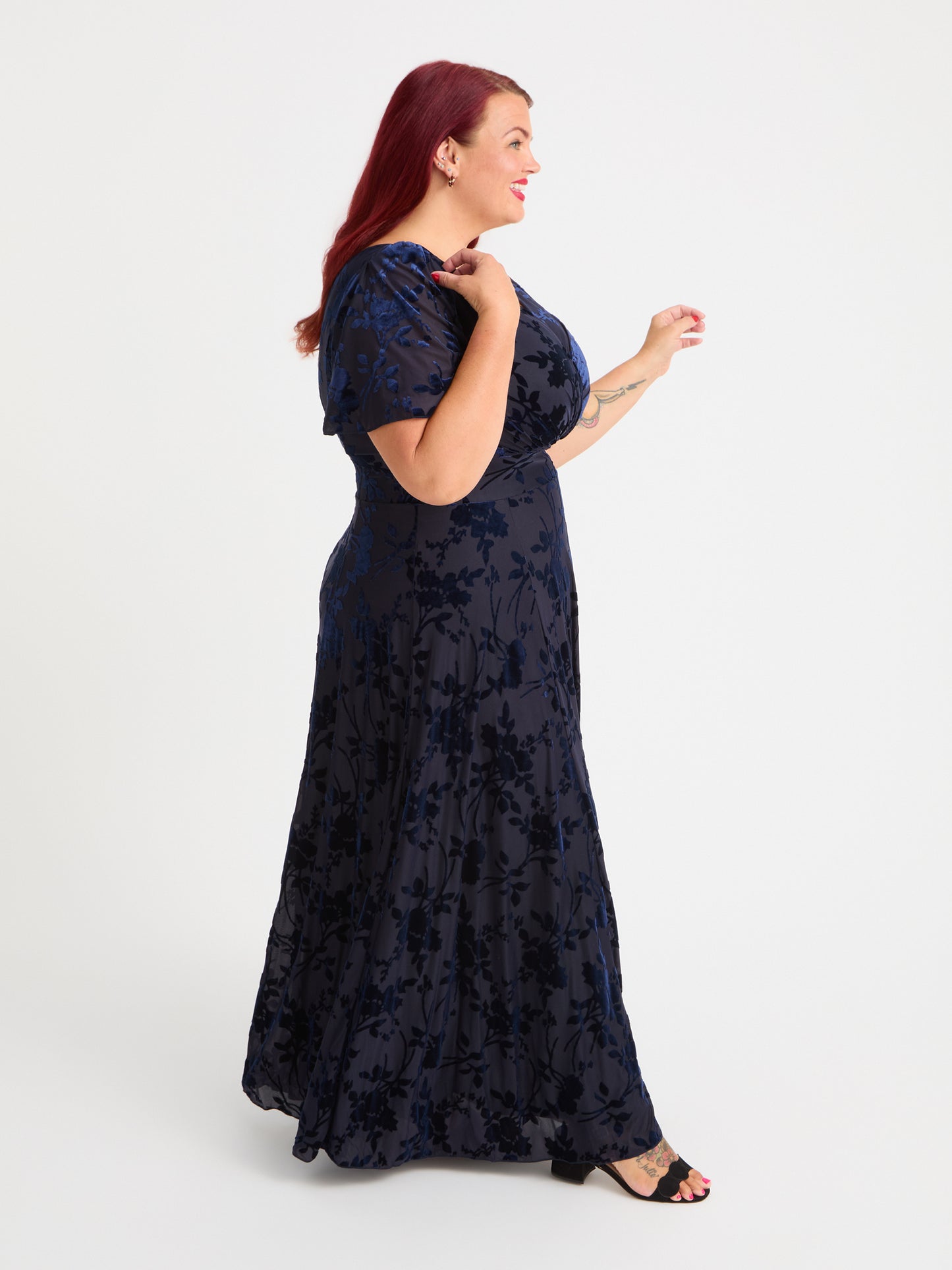 Isabelle Vintage Midnight Devore Float Sleeve Maxi Dress