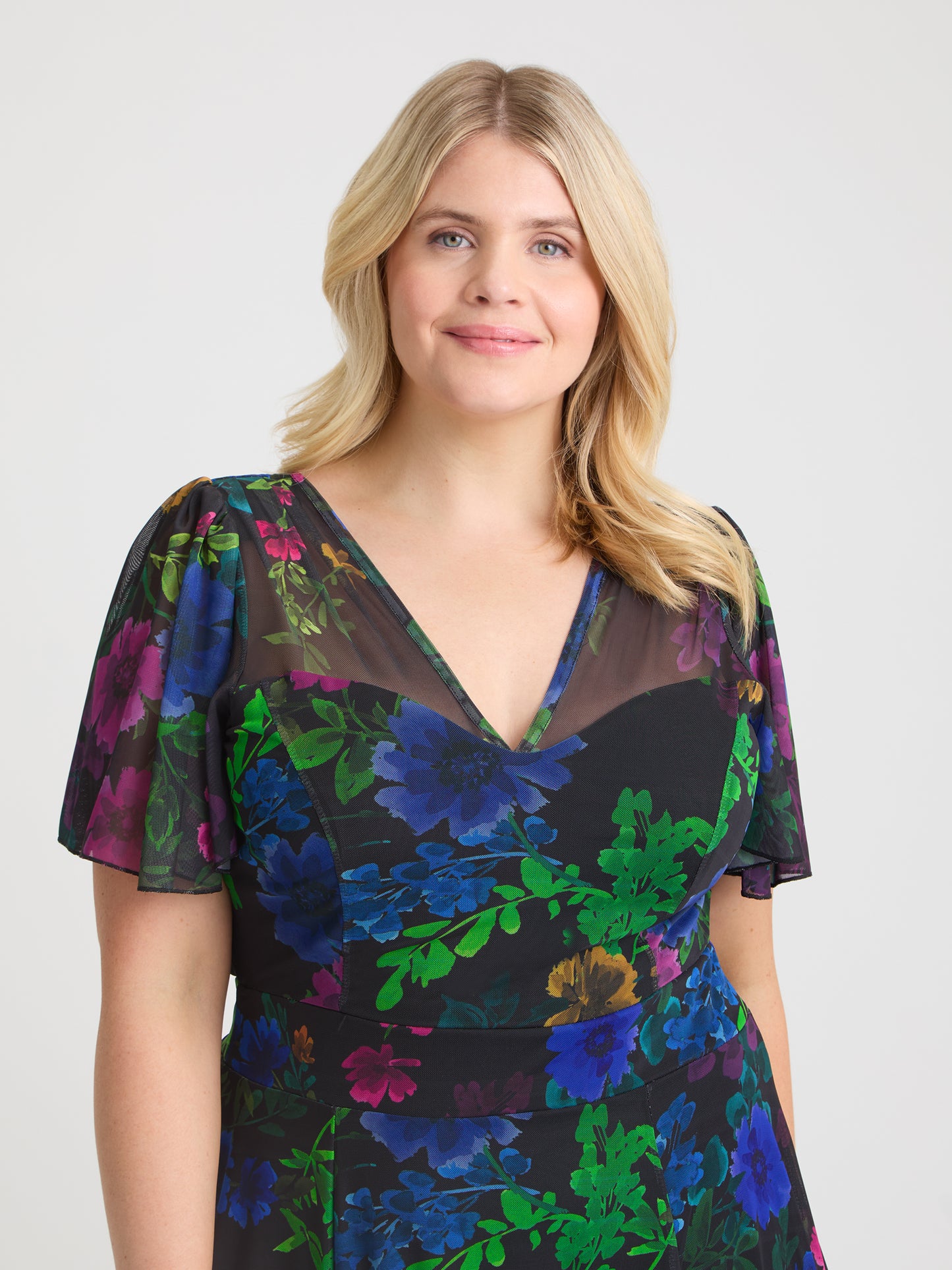 Tilly Black Wild Flowers Angel Sleeve Sweetheart Dress