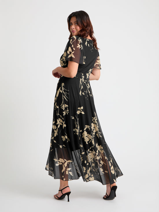 Tilly Black Cream Angel Sleeve Sweetheart Dress