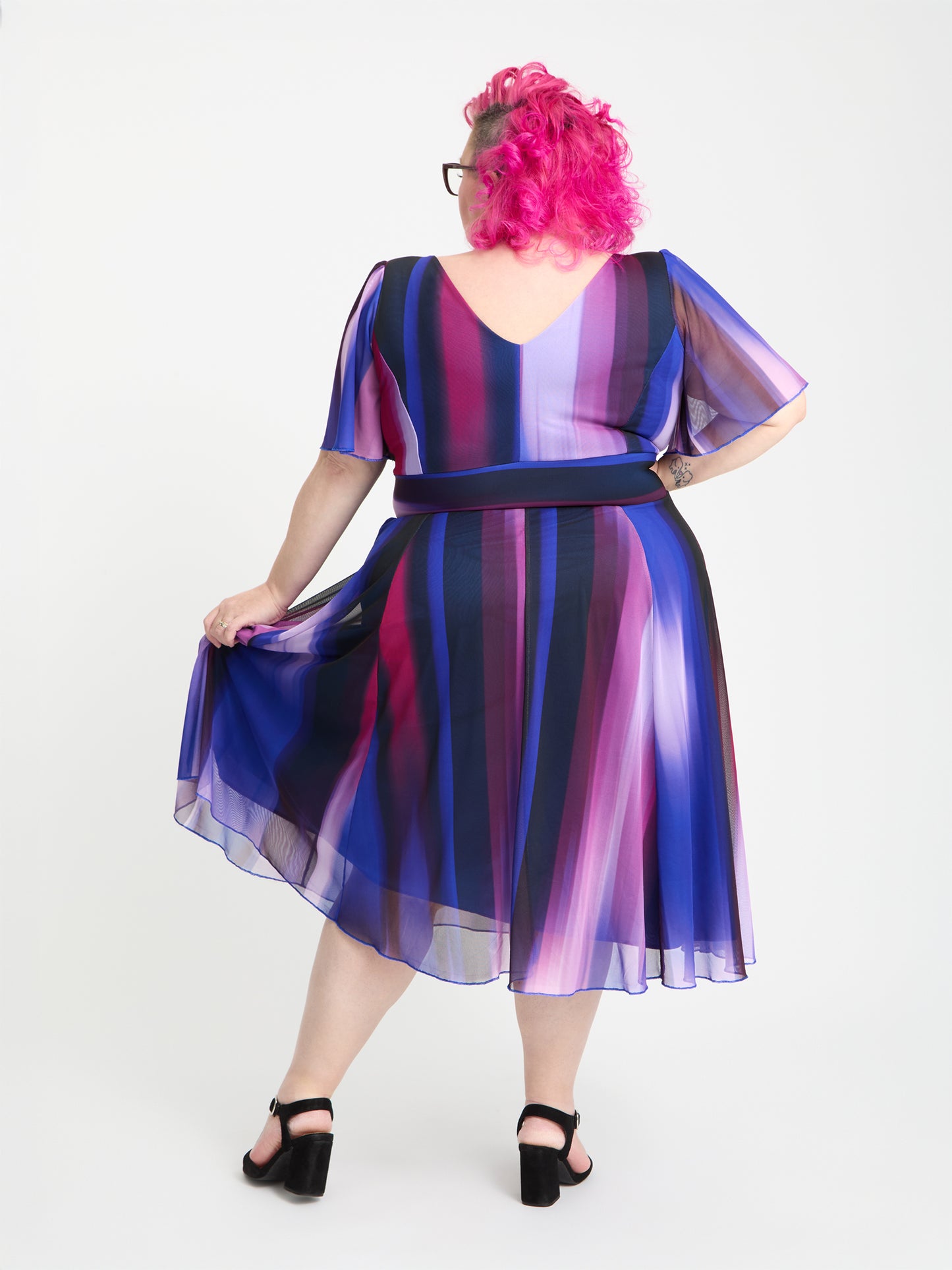 Petite Victoria Blue Purple Ikat Angel Sleeve Mesh Long Midi Dress