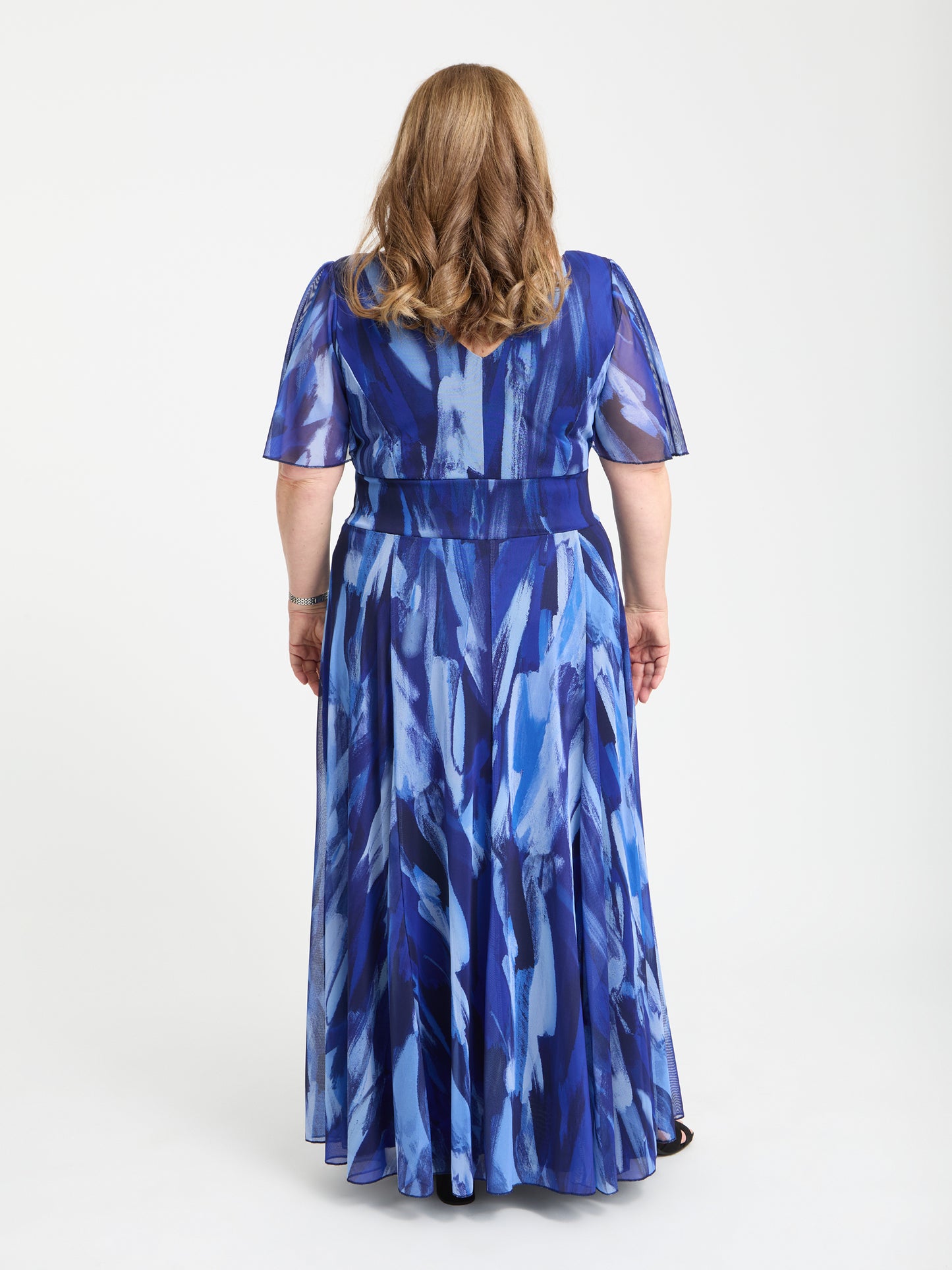 Petite Isabelle Spring Blue Float Sleeve Maxi Dress