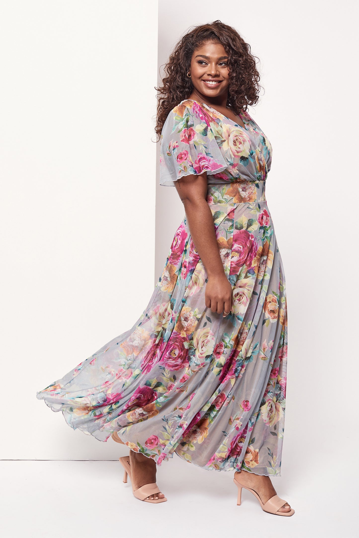 Isabelle Silver Pink Float Sleeve Maxi Dress Scarlett & Jo Isabelle Silver Pink Float Sleeve Maxi Dress Scarlett & Jo