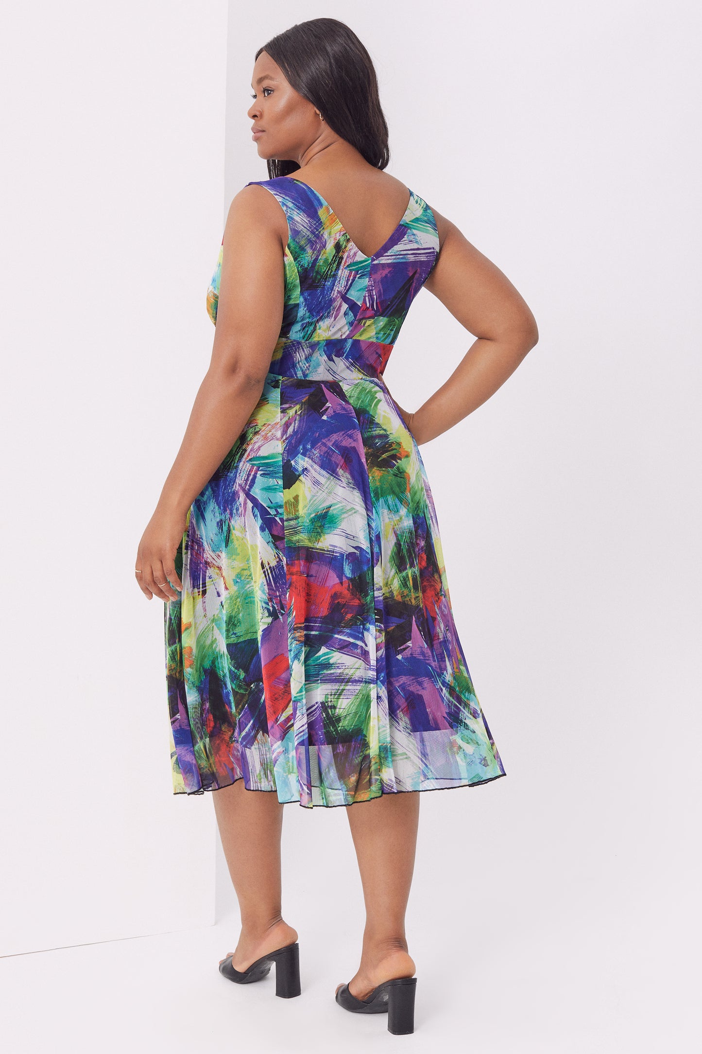 Load image into Gallery viewer, Marilyn White Multi Midi Dress
