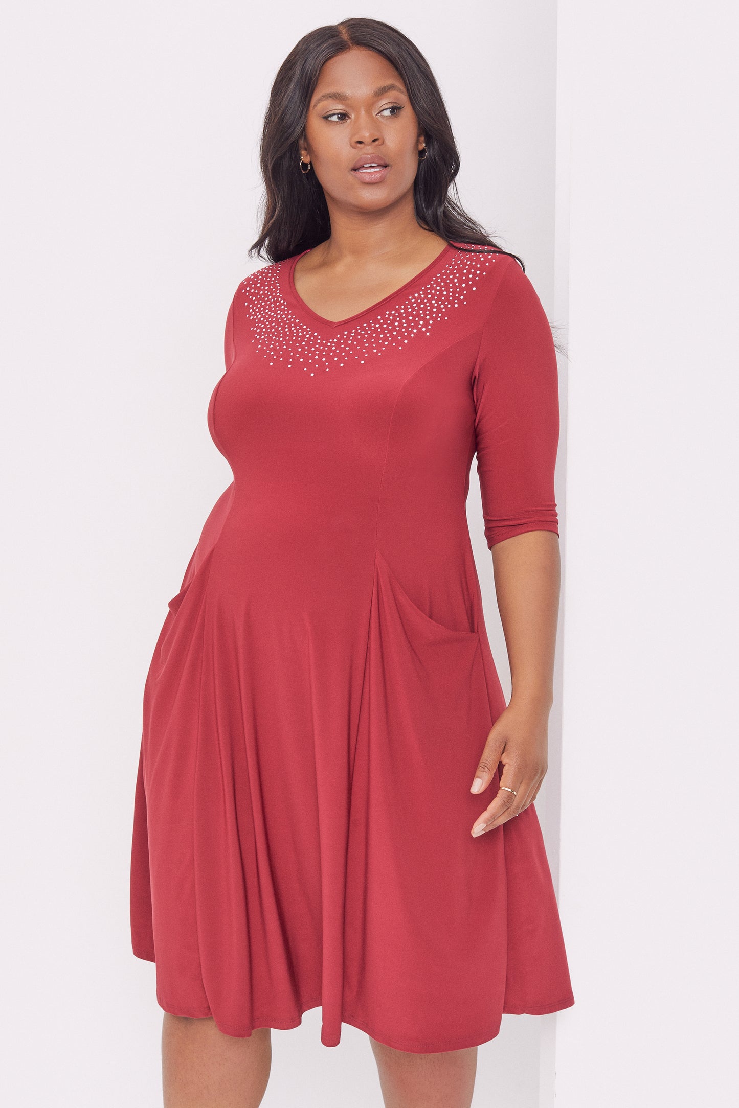 Load image into Gallery viewer, Daisy Burgundy Fit &amp;amp; Flare Dress
