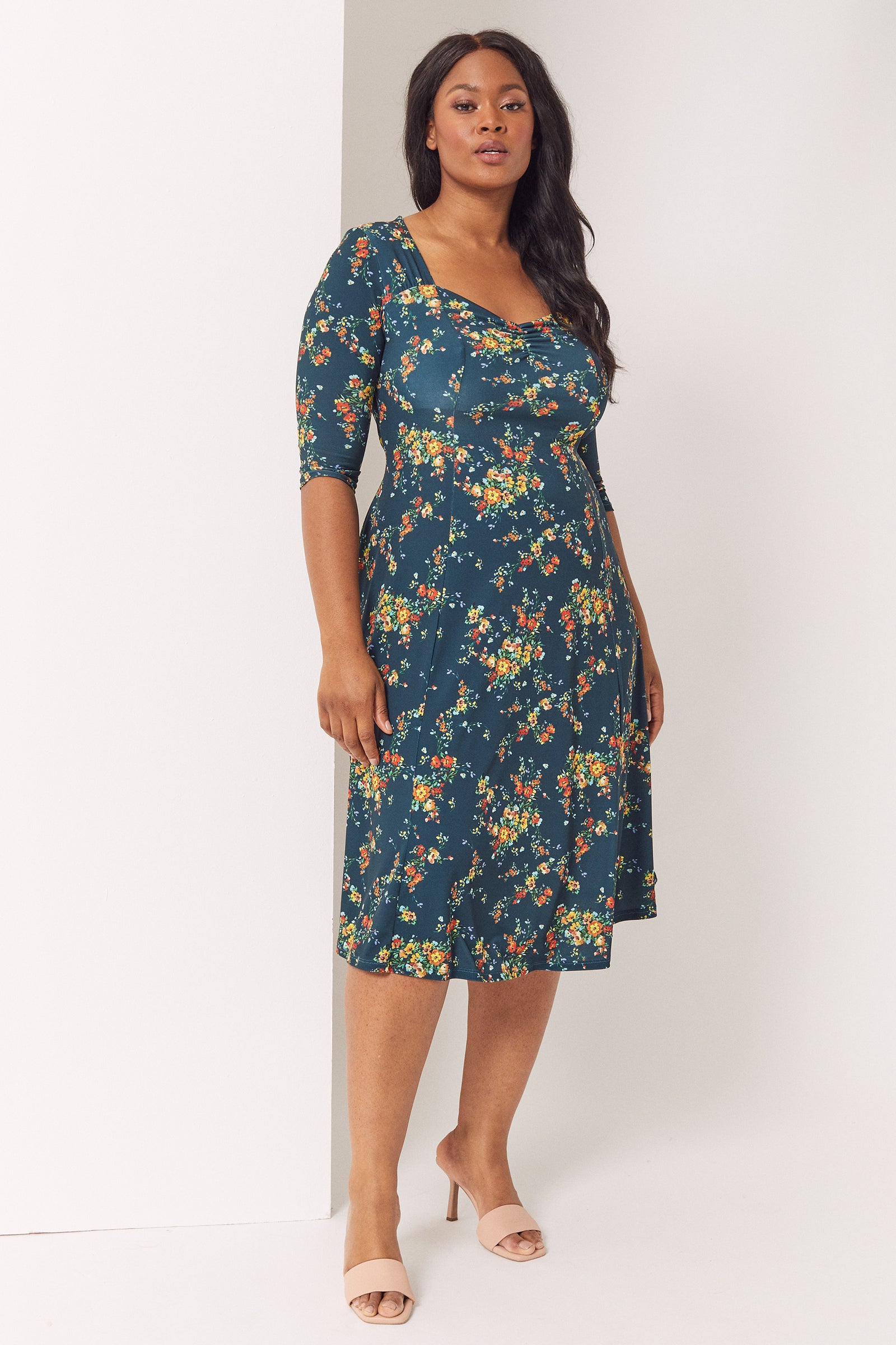 size 40 dress 1940s' Ruched Sweetheart Neck – Scarlett & Jo Lola Smocked Maternity & LowStock:43675736768563 To you:XL/42