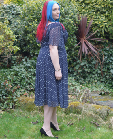 Load image into Gallery viewer, Victoria Angel Sleeve Midi Dress
