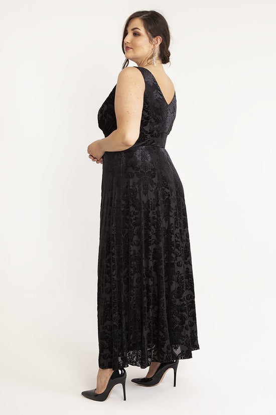 Greta Garbo Black Velvet Devore Maxi Dress – Scarlett Jo